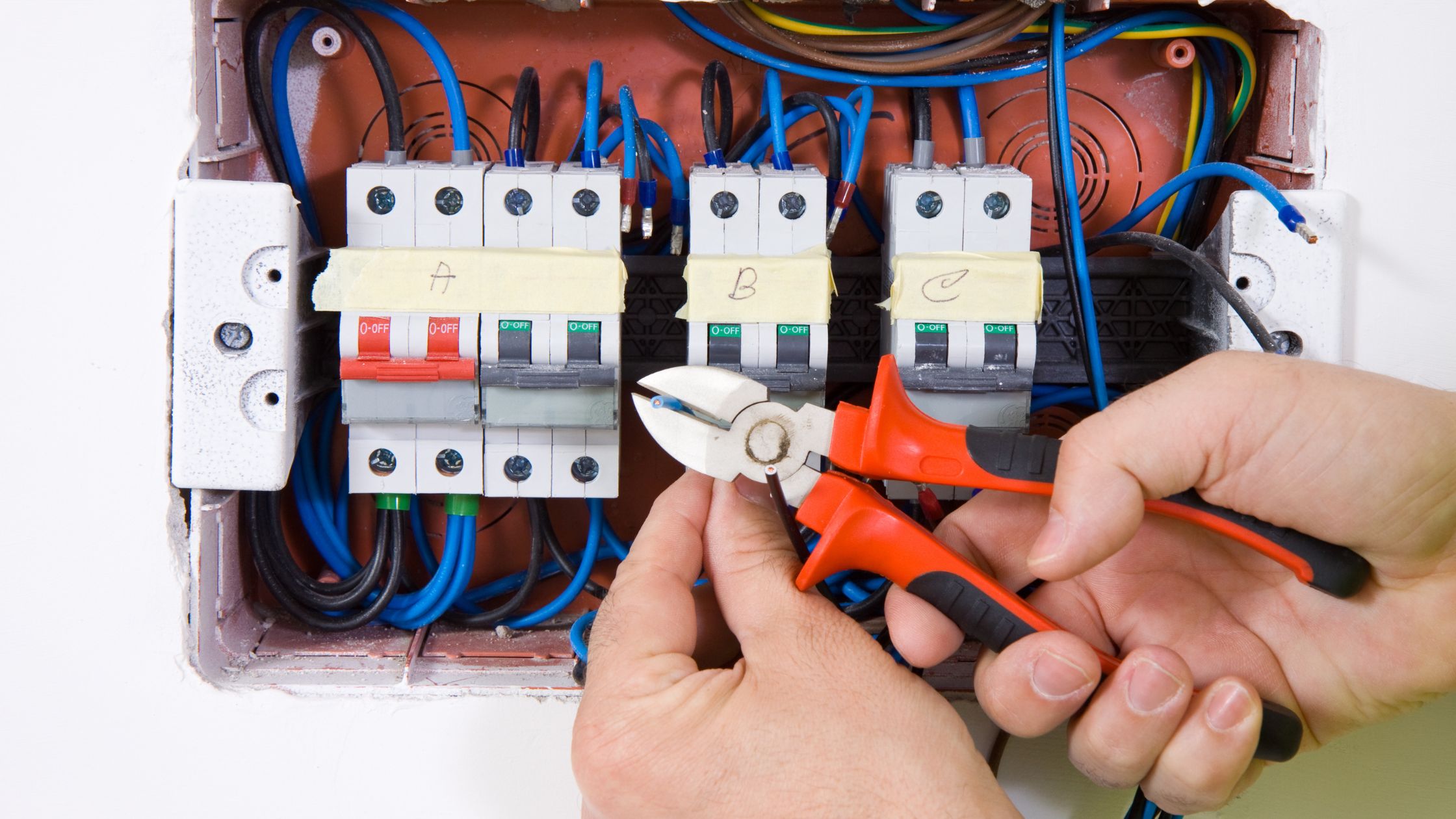 Restaurant electrical lines layout